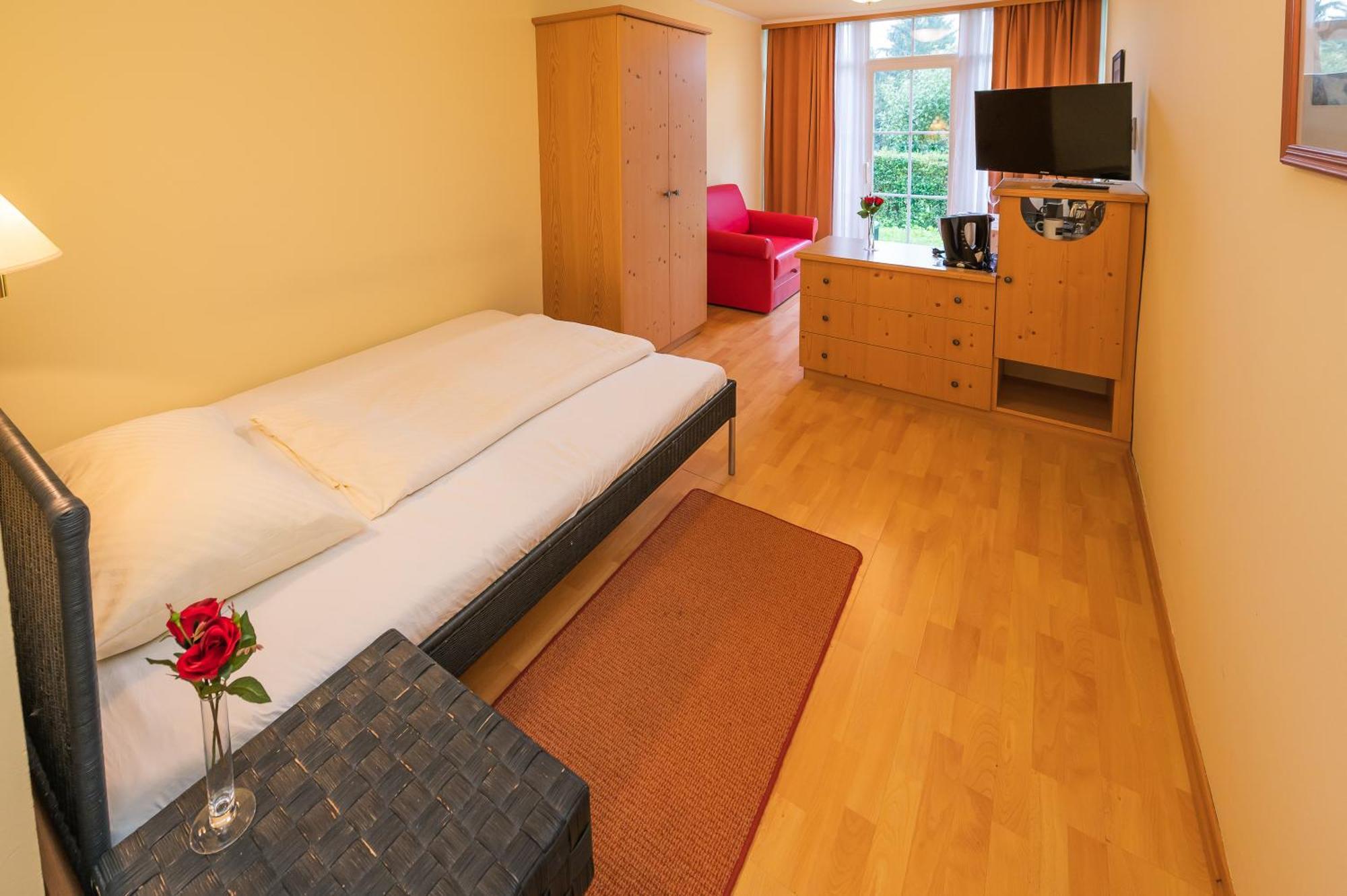 Ferien Beim Treiber Hotel Бад Татцмансдорф Стая снимка